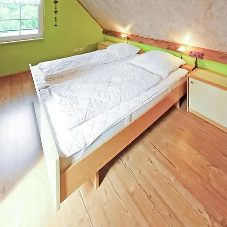 1 Bedroom Cozy In Jabel Ot *