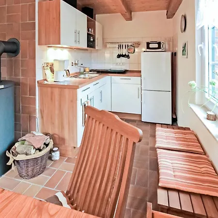 1 Bedroom Cozy In Jabel Ot * Loppin